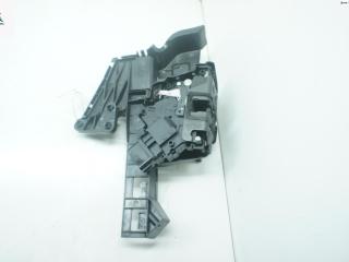 замок двери задней правой Ford Focus 2 поколение [рестайлинг] 2008, 1.6 л., дизель, МКПП, серый, универсал, 4M5AA26412BC