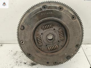 маховик Volkswagen Bora 1 поколение 1999, 1.6 л., бензин, МКПП, красный, седан, 027105273D