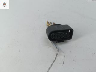 разъем (фишка) проводки Audi A4 B6 2002, 3.0 л., бензин, АКПП, красный, универсал, 1J0973735