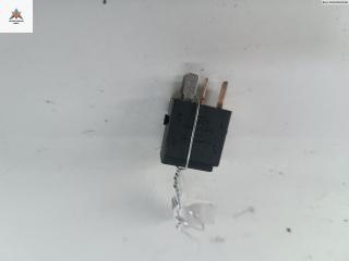 реле (прочие) Mercedes-Benz E-Класс W211/S211 [рестайлинг] 2007, 2.2 л., дизель, МКПП, серый, универсал, 0025421119