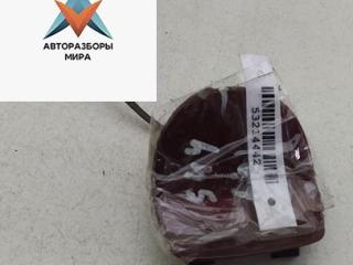 заглушка (решетка) в бампер Nissan Almera N16 [рестайлинг] 2002, 1.5 л., бензин, МКПП, красный, хетчбэк 5 дв.