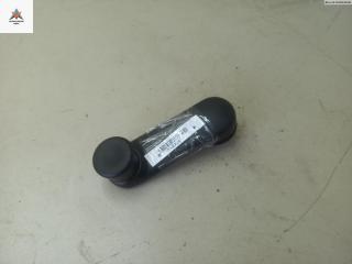 ручка стеклоподъемника Dacia (Renault) Logan 2008, 1.4 л., бензин, МКПП, синий, универсал, 7700811387