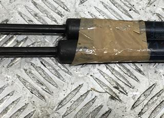 амортизатор капота BMW 3 серия E90/E91/E92/E93 [рестайлинг] 2009, седан, 7129190