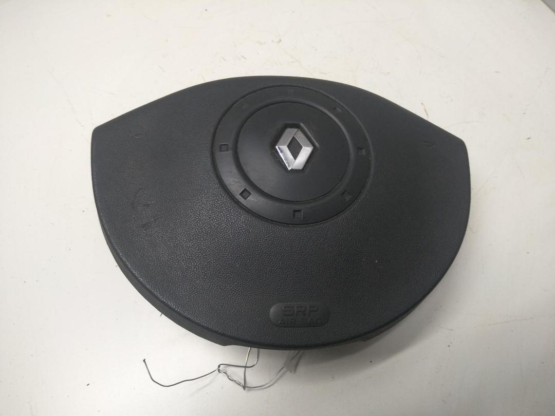 подушка безопасности водителя Renault Scenic II 2003, 1.9 л., дизель, МКПП, серый, минивэн, 8200130498
