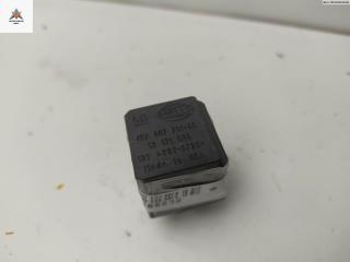 реле (прочие) Opel Astra H/Family [рестайлинг] 2005, 1.7 л., дизель, МКПП, серый, универсал, 13171831