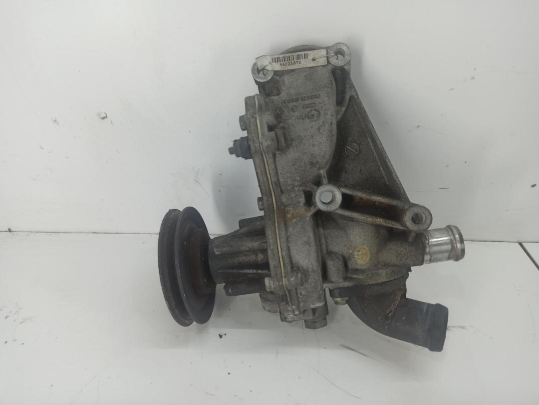 насос антифриза дополнительный Audi A6 4B/C5 1998, 1.8 л., Ti, бензин, МКПП, чёрный, седан, 050121013 - фото №1