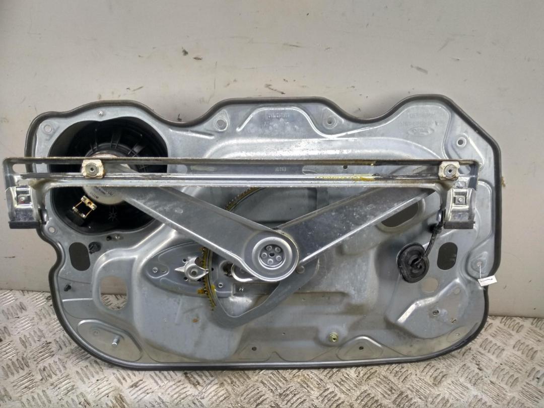 стеклоподъемник электрический передний правый Ford Kuga 2008, 2.0 л., дизель, МКПП, серый, внедорожник 5 дв., 7M51R203A28DB