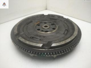 корзина сцепления Mazda 626 GE [рестайлинг] 1996, 1.8 л., бензин, МКПП, зелёный, хетчбэк 5 дв.