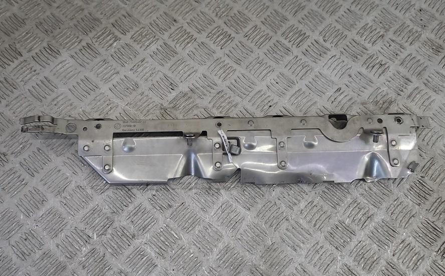 кронштейн (крепление) BMW 5 E60/E61 2008, 2.5 л., бензин, АКПП, серый, седан, 18407560545