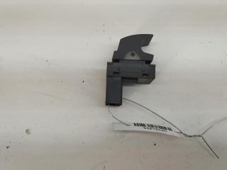 кнопка стеклоподъемника заднего правого Volkswagen Tiguan 1 поколение 2008, 2.0 л., дизель, МКПП, чёрный, внедорожник 5 дв., 7L6959855B