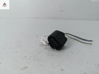 разъем (фишка) проводки Audi A4 B6 2002, 3.0 л., бензин, АКПП, красный, универсал, 1J0973703