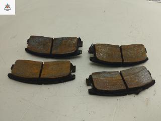 Колодки тормозные задние Mitsubishi Galant 7 поколение 1995, 2.0 л., бензин, АКПП, зелёный, седан