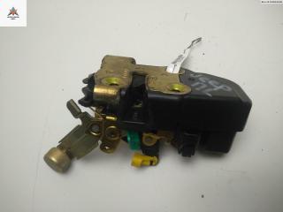 замок двери передней левой Jeep Cherokee KJ 2002, 2.5 л., дизель, МКПП, зелёный, внедорожник 5 дв.