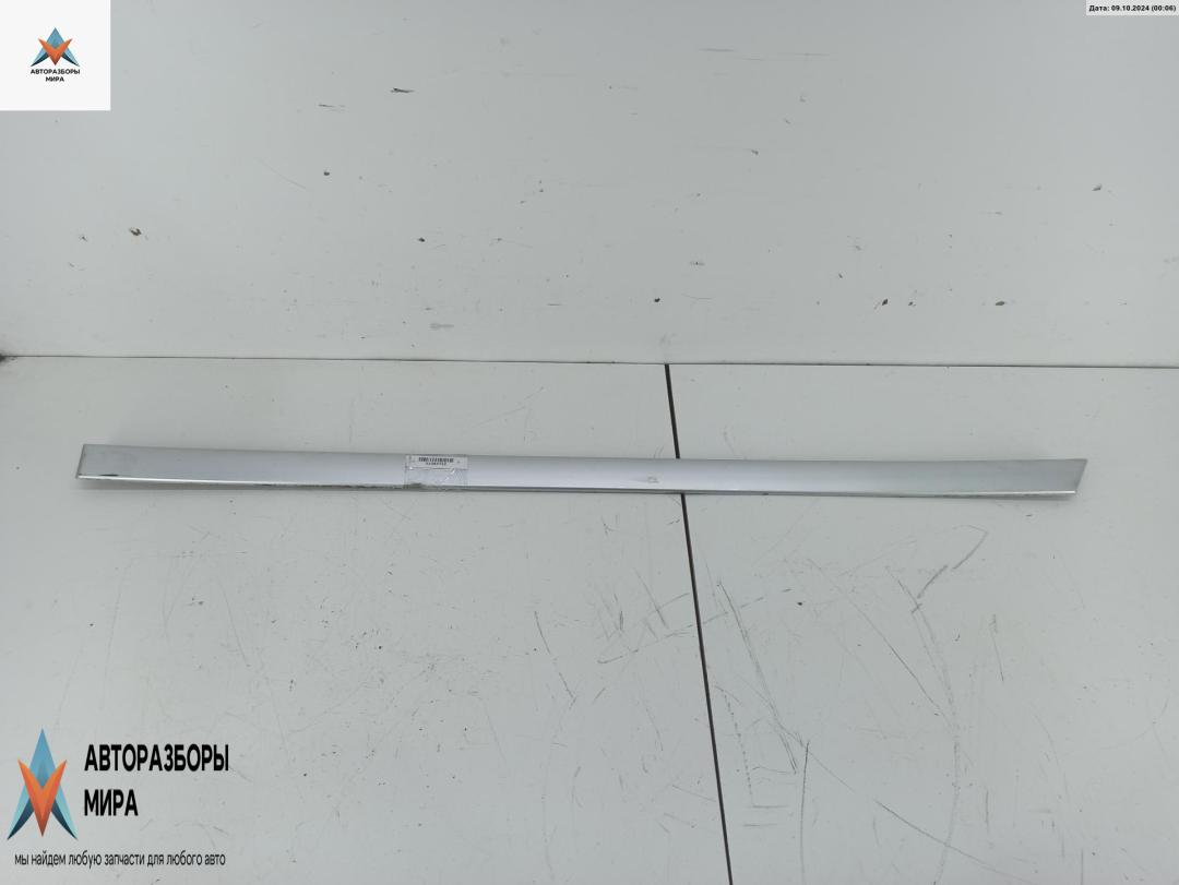 молдинг двери задней левой Audi A6 4B/C5 1999, 1.9 л., дизель, МКПП, серый, универсал, 4B0853963A - фото №1