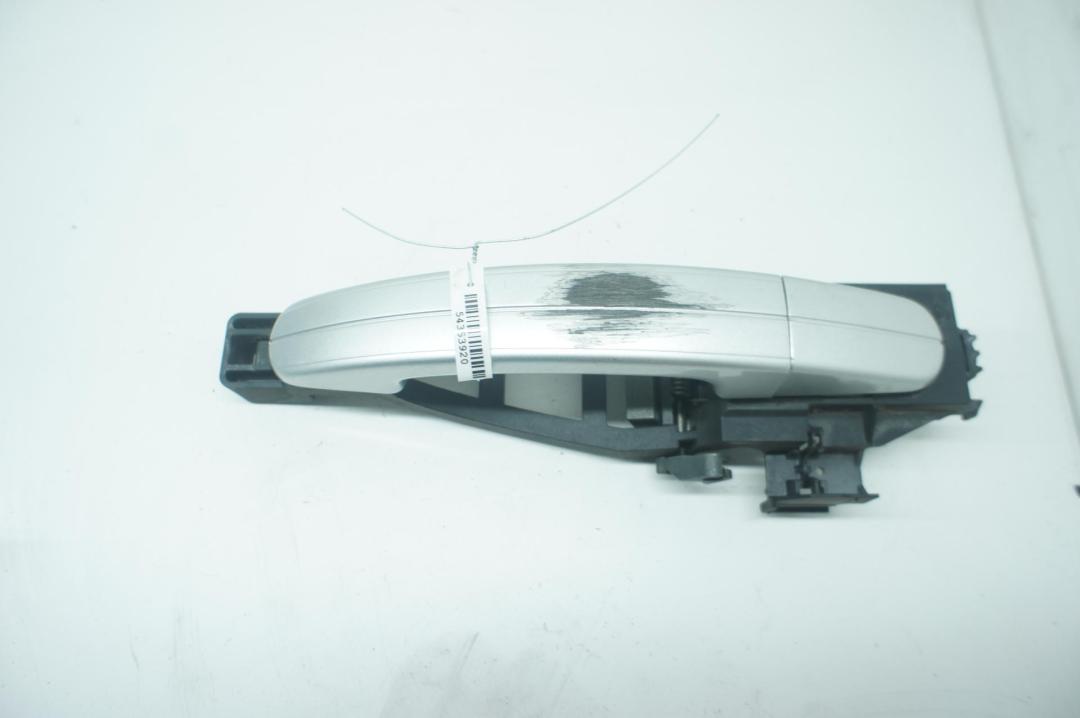 ручка наружная передняя правая Ford C-Max 1 поколение 2004, 2.0 л., дизель, МКПП, серый, минивэн, 3M51R224A36AD - фото №1