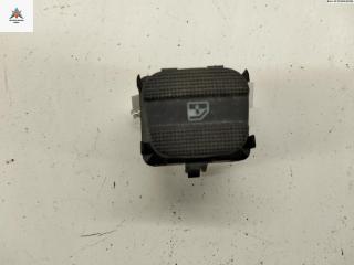 кнопка стеклоподъемника переднего правого Volkswagen Passat B4 1996, 2.0 л., бензин, МКПП, серый, универсал, 3A0959855A