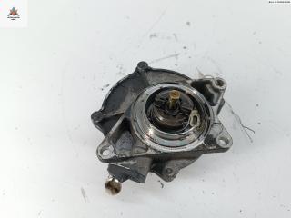 насос вакуумный Audi A4 B6 2003, 2.5 л., дизель, АКПП, чёрный, универсал, 057145100C