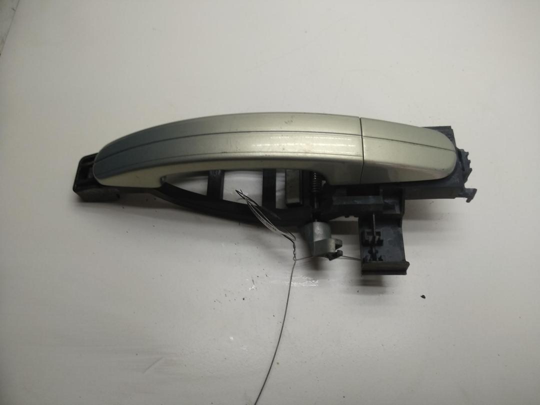 ручка наружная задняя правая Ford Kuga 2008, 2.0 л., дизель, МКПП, серый, внедорожник 5 дв., 4M51A266822AD