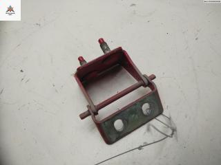 петля крышки багажника Ford Focus 3 поколение 2012, красный, хетчбэк 5 дв., AM51U42901AE