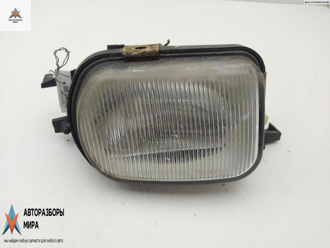 фара противотуманная левая Mercedes-Benz C-Класс W203/S203/CL203 2001, 2.0 л., бензин, АКПП, серый, хетчбэк 3 дв., 2158200556 - фото №1
