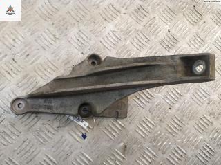 кронштейн двигателя BMW 5 серия E39 1999, 2.5 л., дизель, МКПП, чёрный, универсал, 22111092425