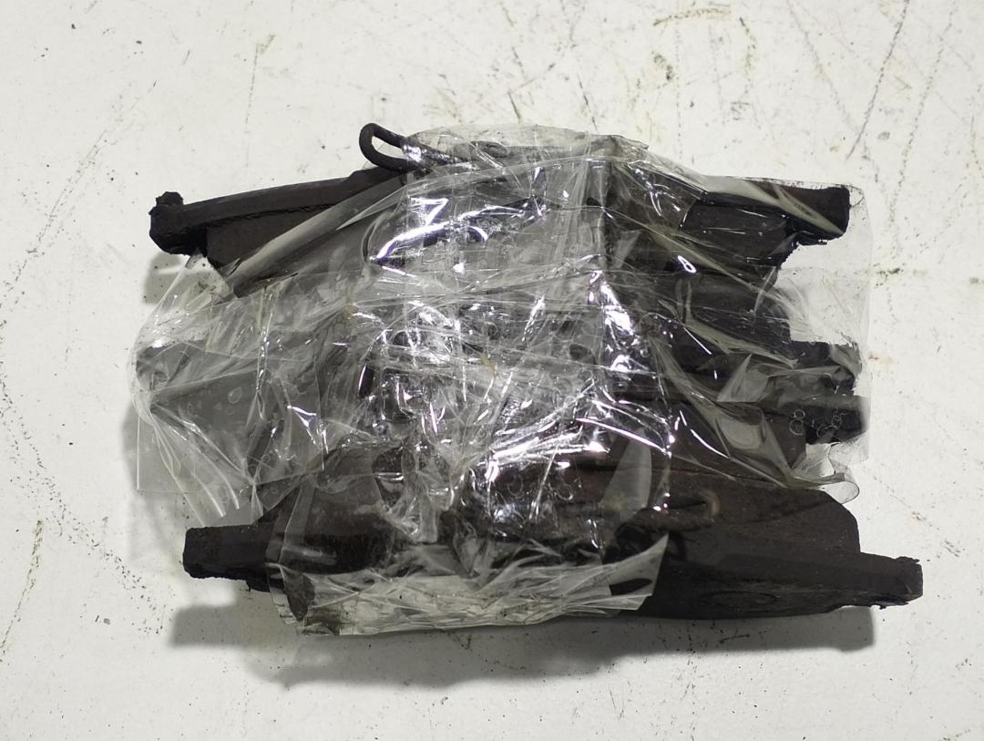 Колодки тормозные передние Citroen C2 2006, 1.1 л., бензин, МКПП, чёрный, хетчбэк 3 дв.