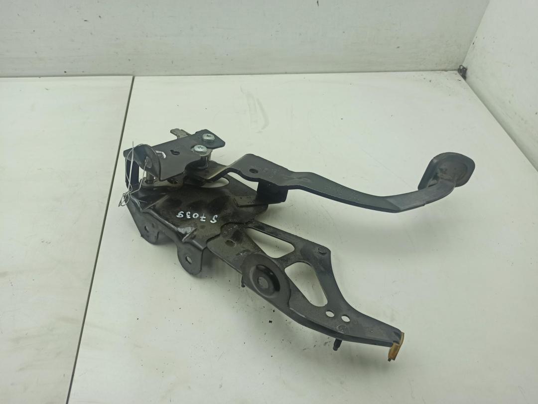 педаль тормоза Renault Scenic II 2004, 2.0 л., бензин, МКПП, серый, минивэн, 8200155989