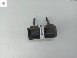 ручка крышки багажника Audi A4 B5 1996, синий, универсал, 8D9827778