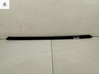 Молдинг стекла двери наружный Volkswagen Golf 4 поколение 1999, 1.4 л., бензин, МКПП, белый, хетчбэк 5 дв.