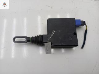 активатор замка багажника Opel Omega B [рестайлинг] 2002, 3.2 л., бензин, АКПП, серый, седан, 90494802