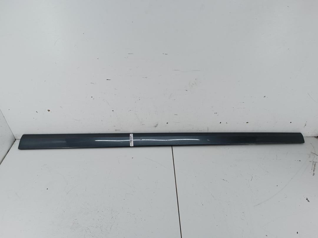 молдинг двери передней правой Mercedes-Benz E W211 2007, 2.2 л., дизель, МКПП, серый, универсал, 2116901062