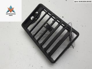 дефлектор обдува салона Volkswagen Passat B3 1991, 1.8 л., бензин, АКПП, красный, седан, 357819719