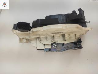 замок двери передней правой Skoda Fabia 2 поколение (5J) [рестайлинг] 2010, 1.2 л., бензин, МКПП, красный, хетчбэк 5 дв., 5N2837016C