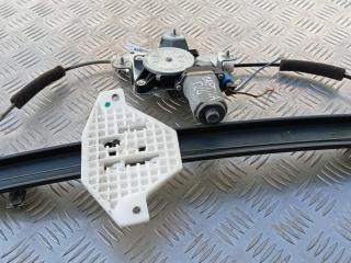 стеклоподъемник электрический передний левый Chevrolet Captiva 1 поколение 2010, 2.0 л., дизель, МКПП, чёрный, внедорожник 5 дв.