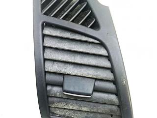 дефлектор обдува салона BMW 1 серия E81/E82/E87/E88 2005, 2.0 л., дизель, МКПП, серый, хетчбэк 5 дв., 7059188