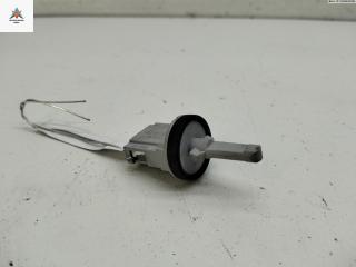 датчик температуры Volkswagen Touran 1 поколение 2003, 1.9 л., дизель, МКПП, красный, минивэн, 1K0907543G