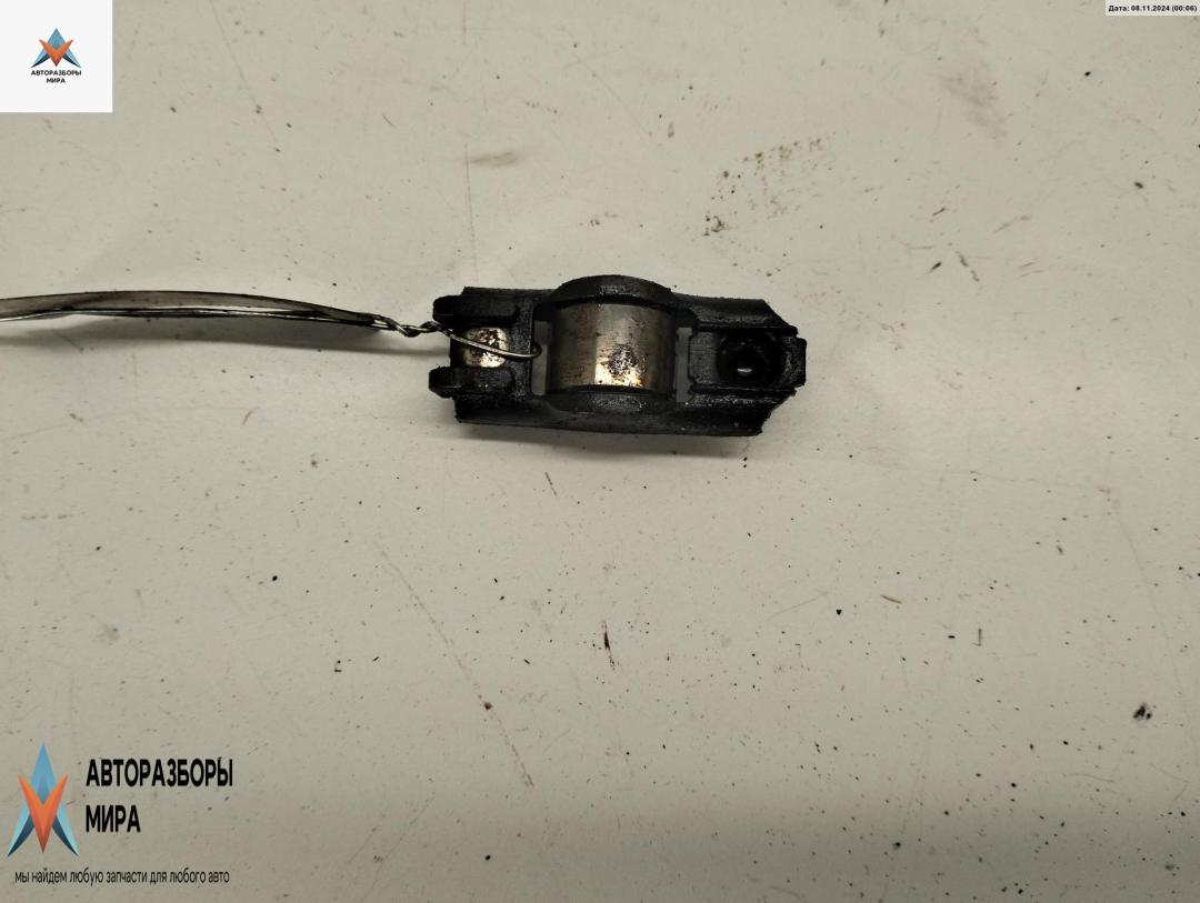 коромысло клапана (рокер) Volkswagen Golf 4 поколение 1998, 1.4 л., бензин, МКПП, красный, хетчбэк 3 дв. - фото №1