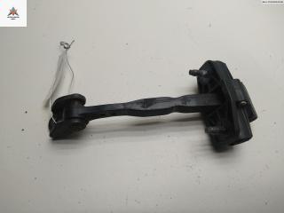 ограничитель открывания двери Ford Fiesta 6 поколение 2009, хетчбэк 3 дв., 8A6AA23500AC