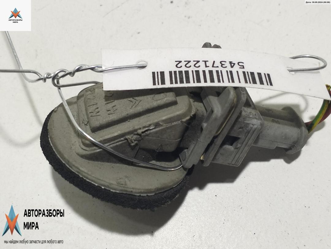 Патрон лампы фонаря Peugeot 407 1 поколение 2005, 1.6 л., дизель, МКПП, синий, универсал - фото №1