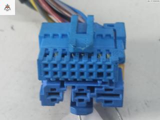 разъем (фишка) проводки Audi A6 4B/C5 [рестайлинг] 2004, 2.4 л., бензин, МКПП, серый, универсал, 8D0937713