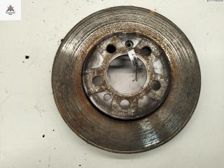 диск тормозной передний Volkswagen Golf 4 поколение 1999, 1.6 л., бензин, МКПП, синий, хетчбэк 5 дв.