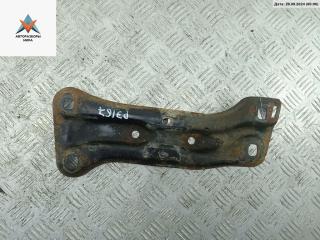 кронштейн КПП Mercedes-Benz C-Класс W202/S202 [рестайлинг] 1999, 1.8 л., бензин, АКПП, чёрный, универсал