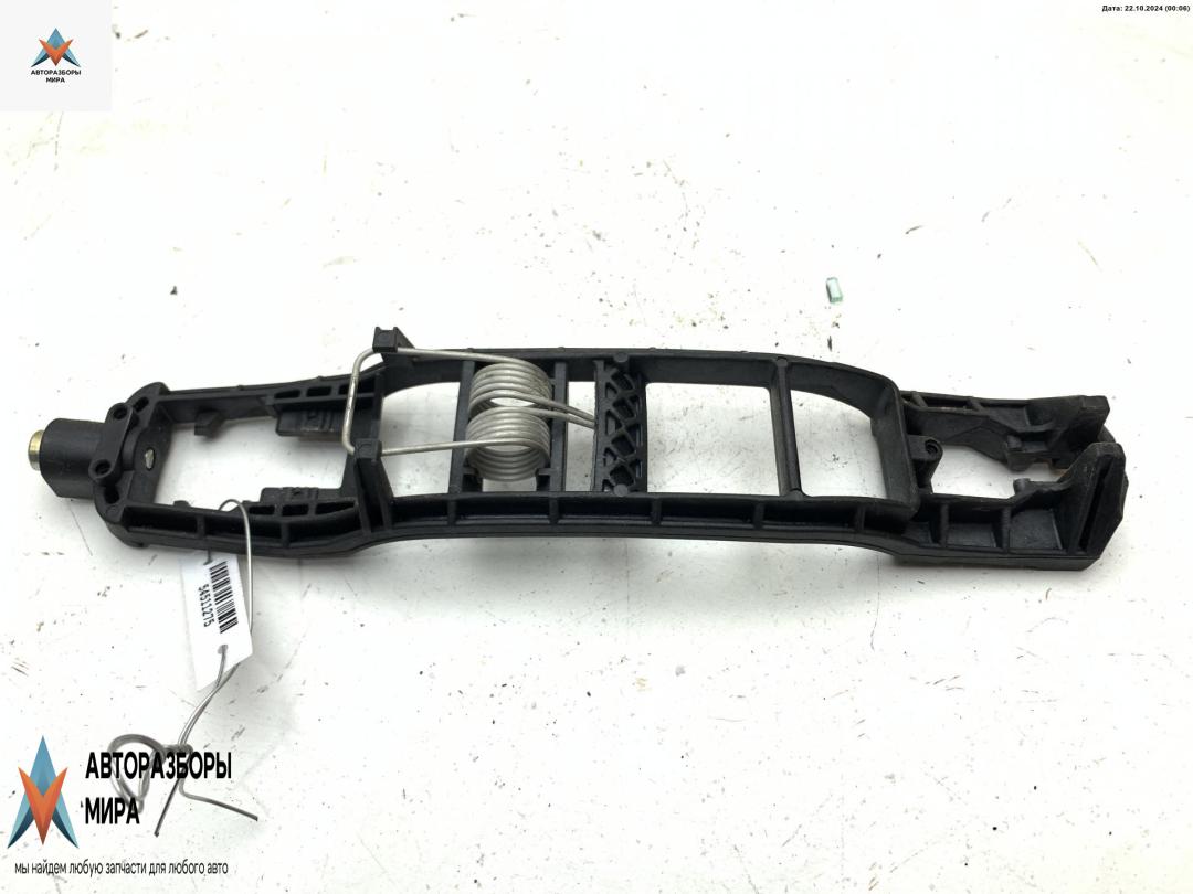 Корпус (держатель) ручки двери задней левой Mercedes-Benz C-Класс W202/S202 1995, 1.8 л., бензин, АКПП, зелёный, седан - фото №1