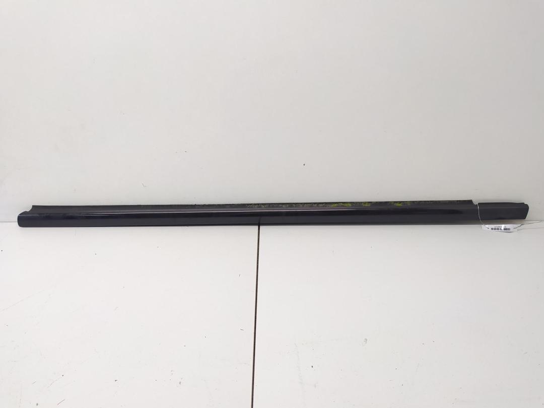Молдинг стекла двери наружный Mercedes-Benz C W203 2003, 2.2 л., дизель, МКПП, зелёный, седан