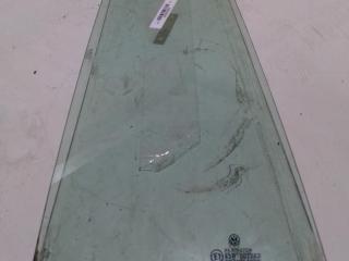 форточка задняя левая Volkswagen Bora 1 поколение 2002, 1.9 л., дизель, МКПП, красный, универсал, AS2