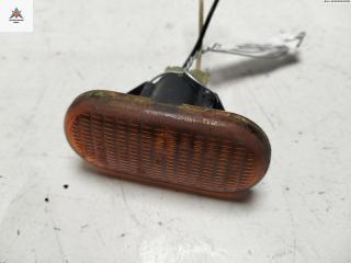 повторитель передний левый Renault Scenic 1 поколение [рестайлинг] 1999, 1.6 л., бензин, МКПП, зелёный, минивэн, 7700822136