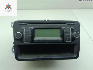 магнитола Volkswagen Touran 1 поколение [2-й рестайлинг] 2010, 1.9 л., дизель, МКПП, белый, минивэн, 1K0035156B