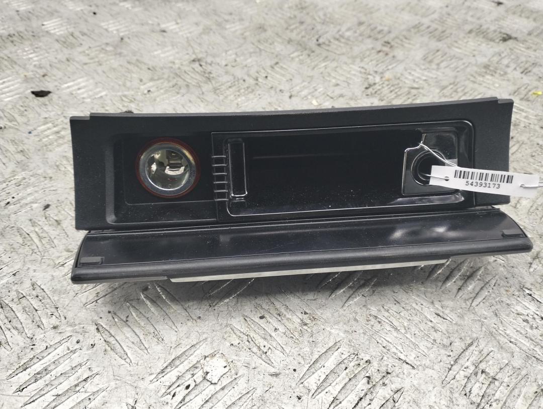 пепельница Volkswagen Passat CC 2013, 3C0863284K