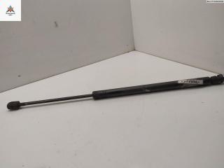 амортизатор крышки багажника (3-5 двери) Opel Omega B 1996, 2.0 л., бензин, МКПП, синий, универсал, 90379081