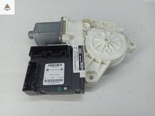 моторчик стеклоподъемника передний правый Audi A3 8P/8PA [рестайлинг] 2007, 1.6 л., бензин, МКПП, чёрный, хетчбэк 3 дв., 8P0959802H